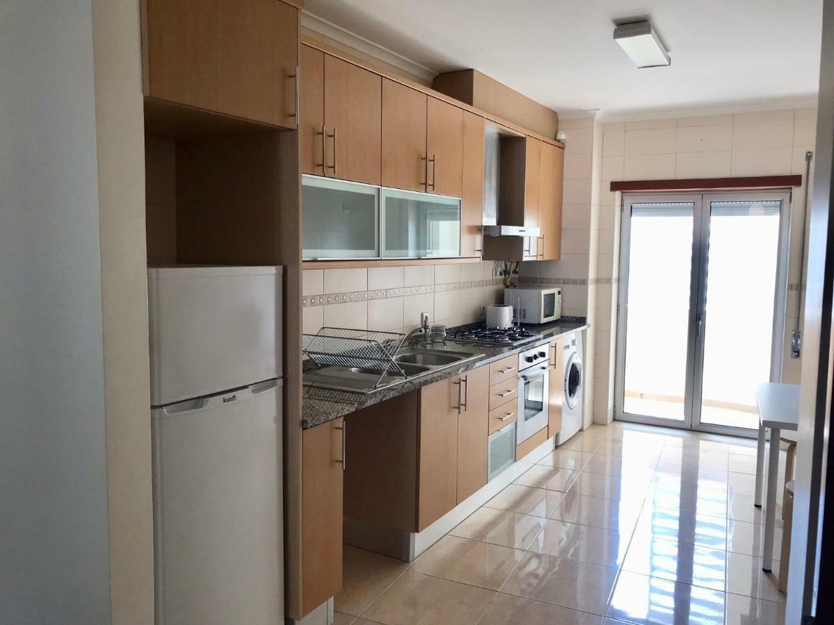 Nazare Beach Apartments Bagian luar foto